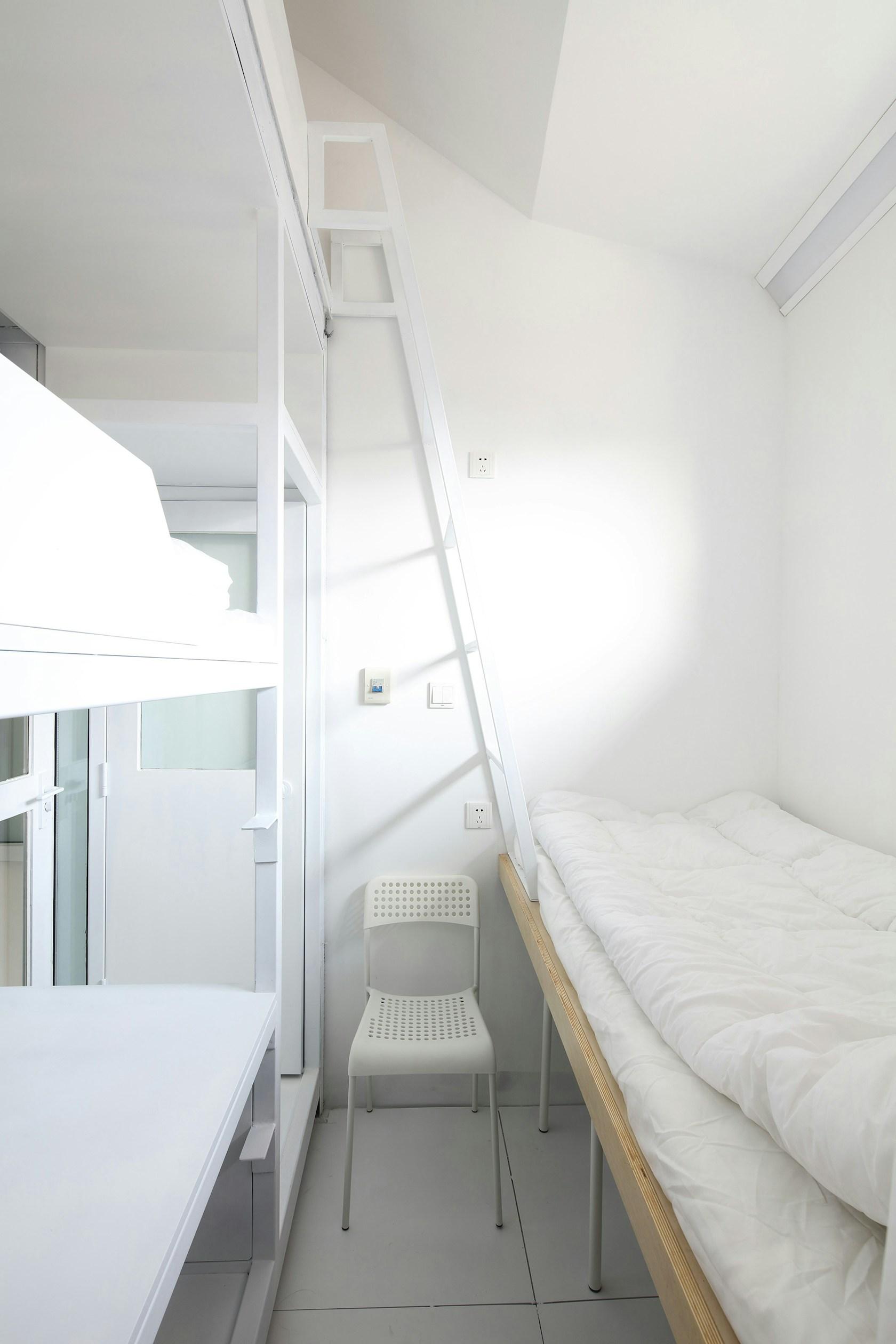 Humble Hostel - image 11