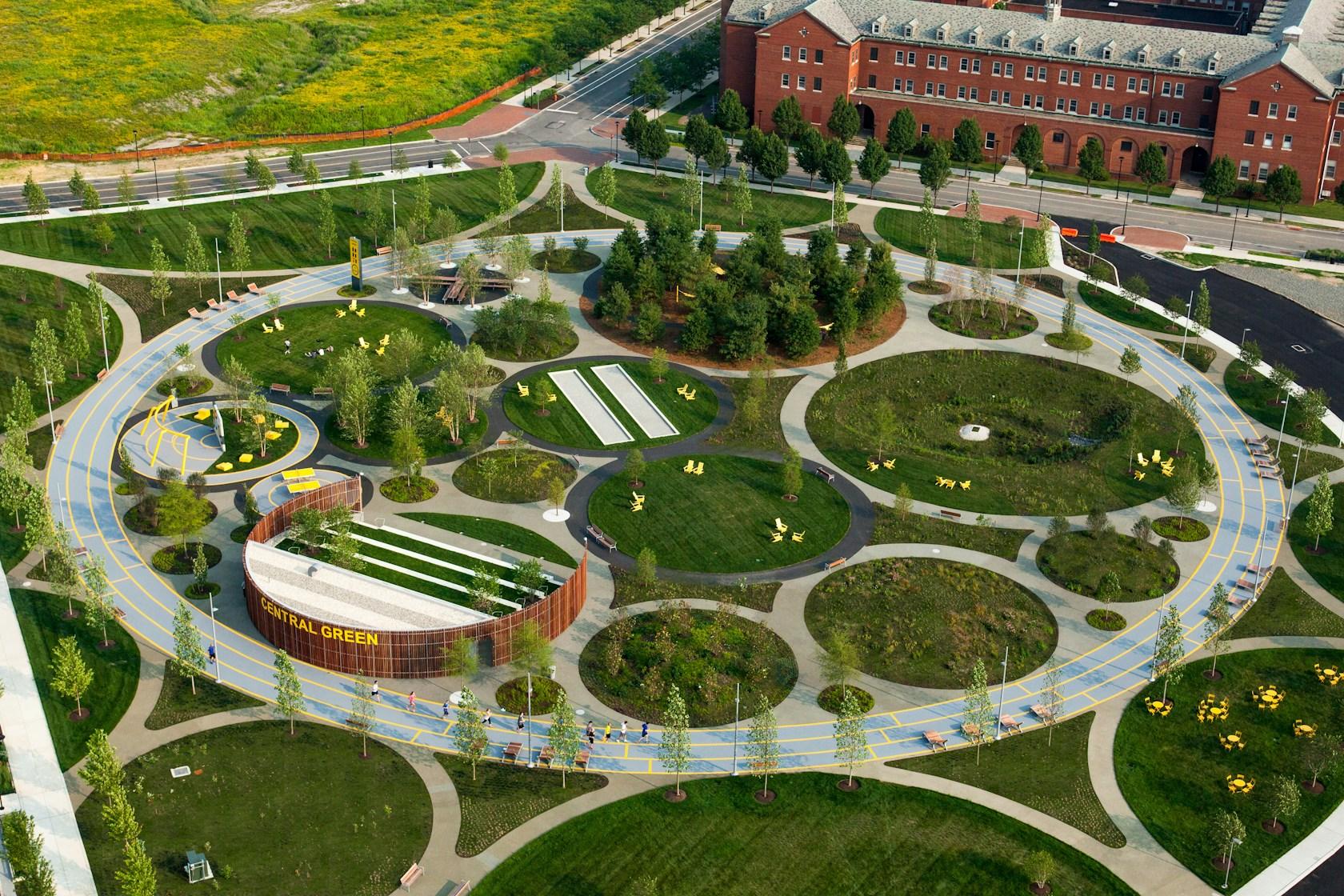 Navy Yard Central Green - image 4