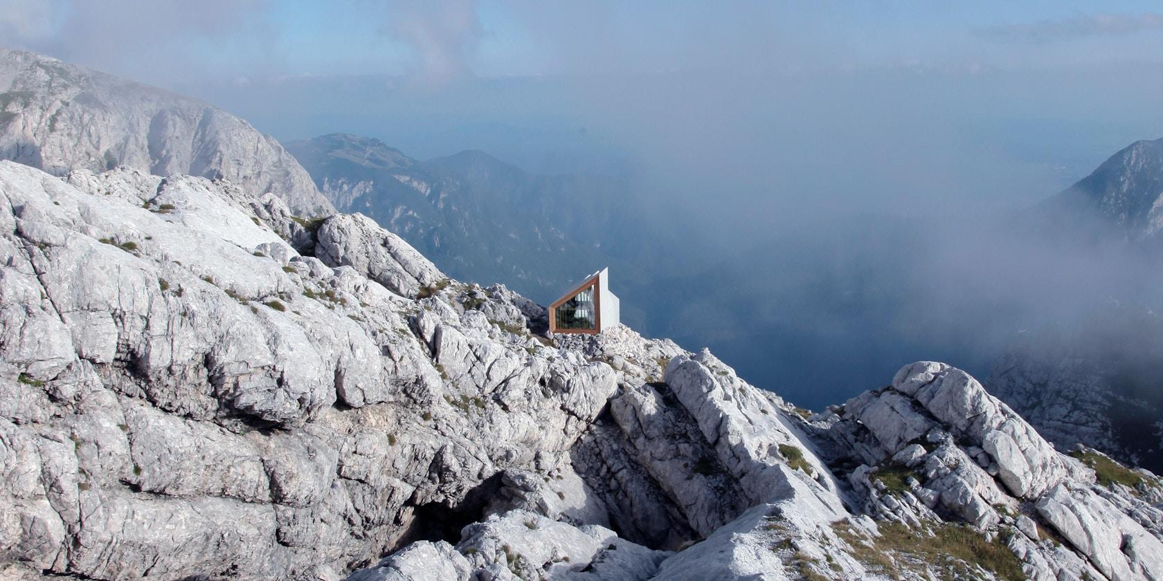 Alpine Shelter Skuta - image 5