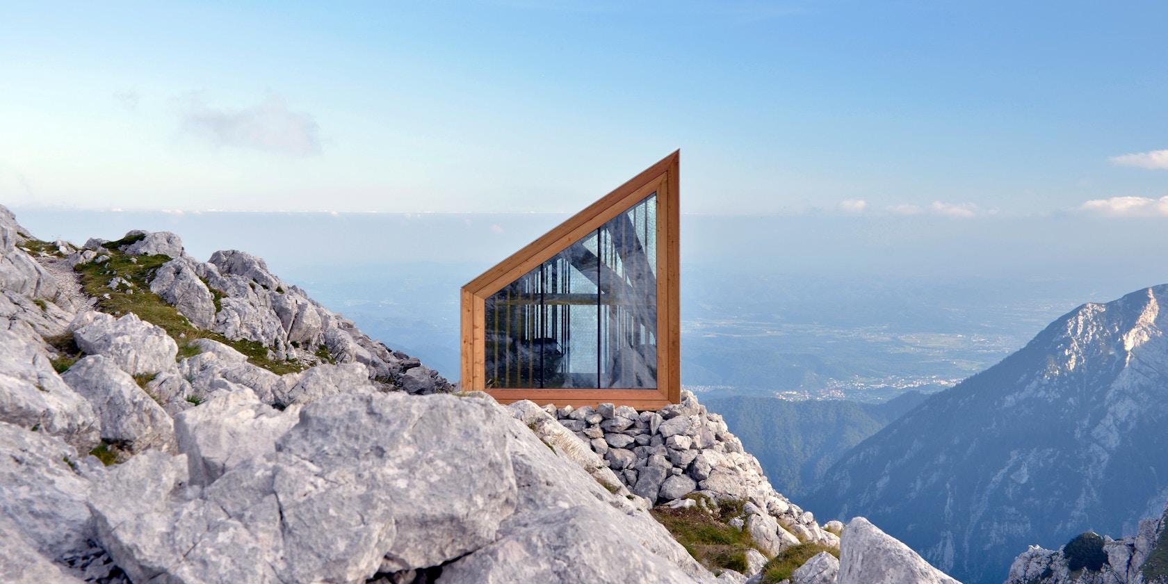 Alpine Shelter Skuta - image 11
