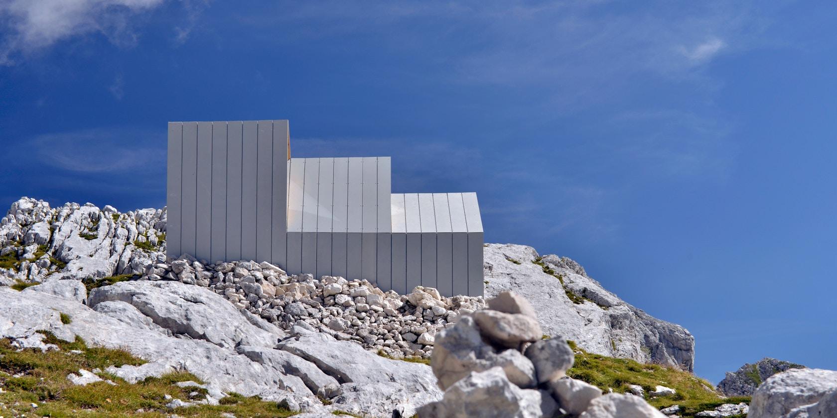 Alpine Shelter Skuta - image 13