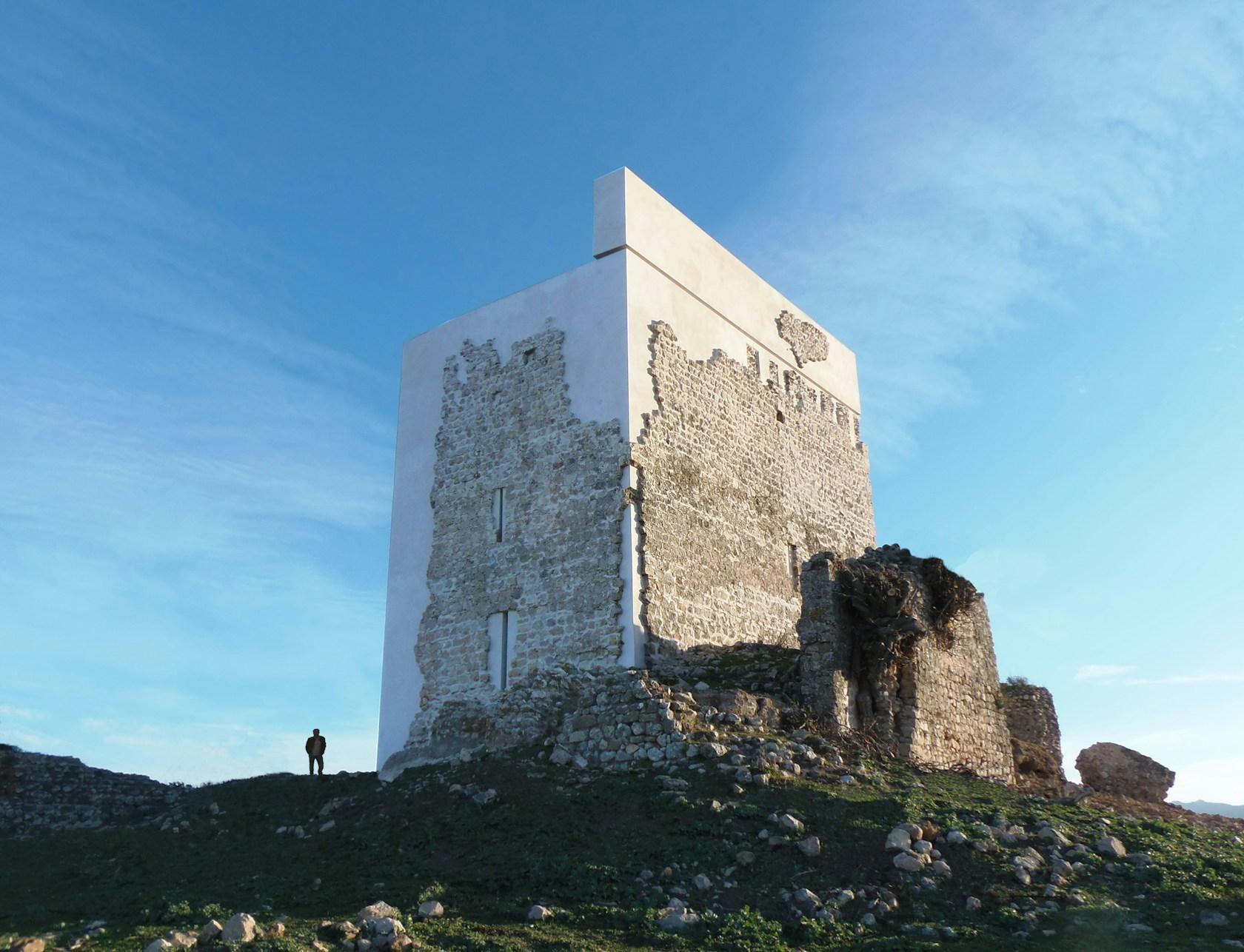 Consolidation of the Matrera Castle Keep Tower