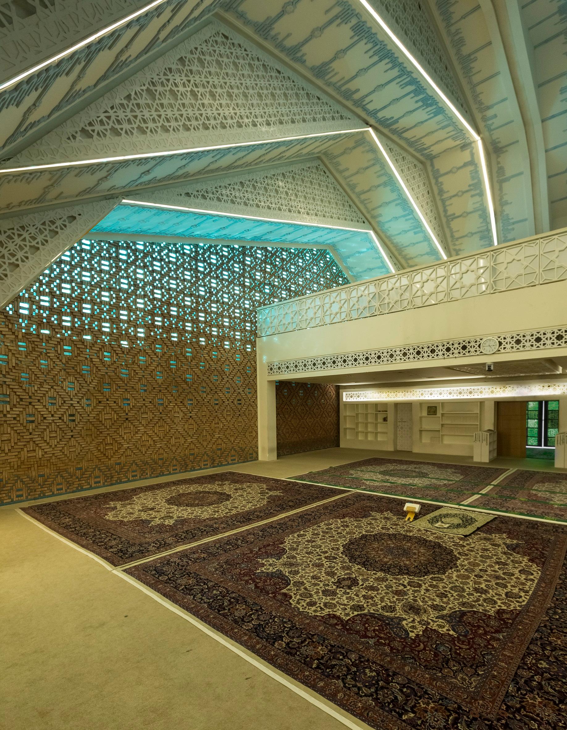 EMAM REZA CULTURAL & RELIGIOUS COMPLEX - image 12