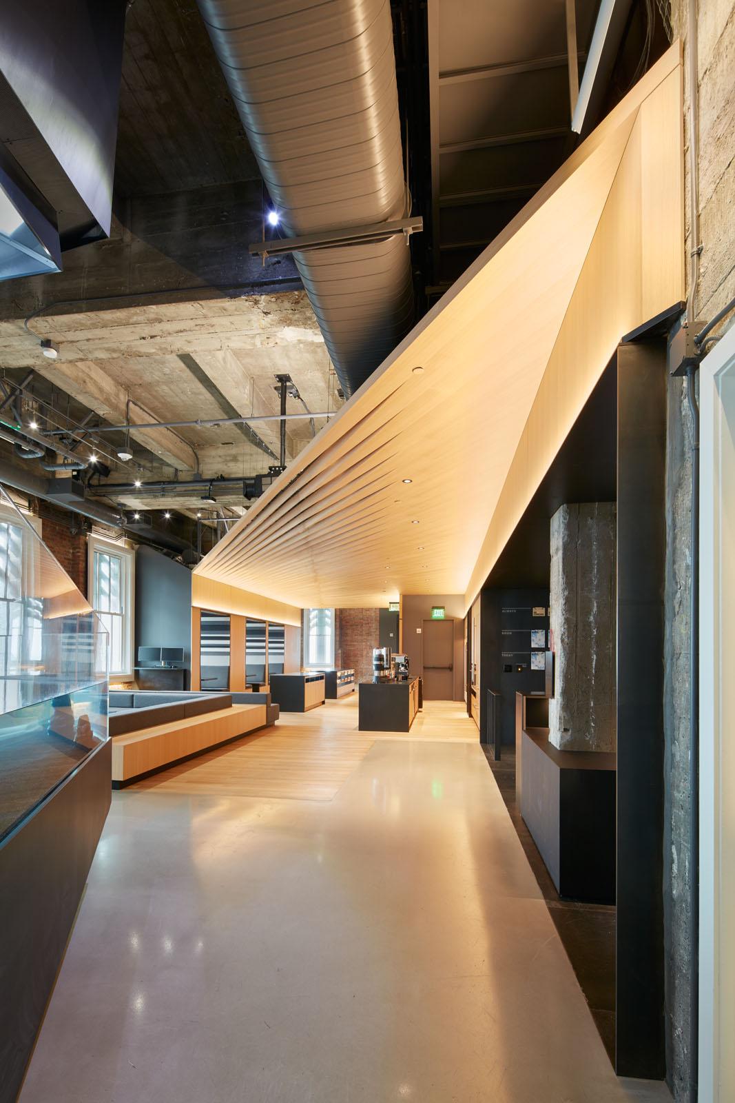 Bloomberg R+D Tech Hub - image 11