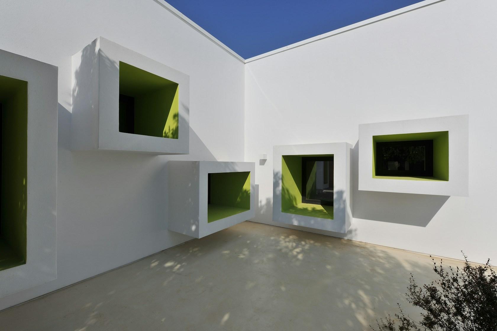 The Kindergarten of the German School of Athens - image 2