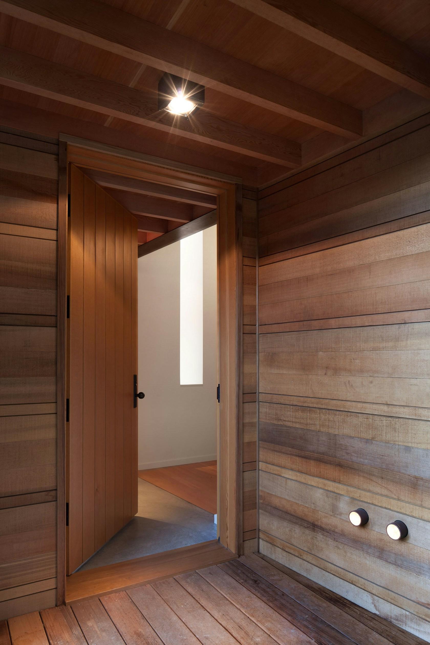 Rainforest Retreat - image 5