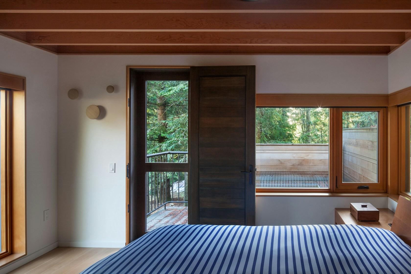 Rainforest Retreat - image 11