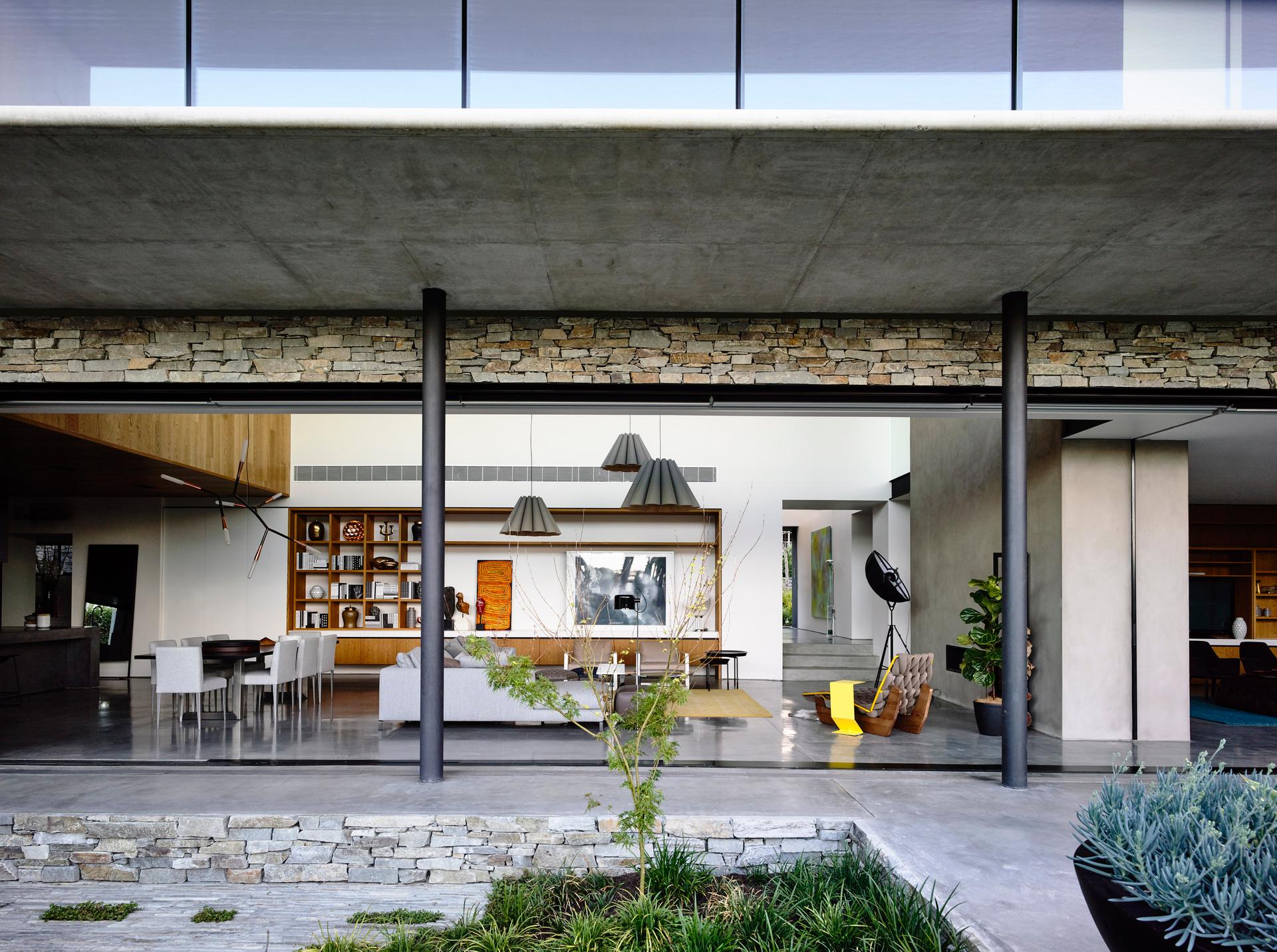 Concrete House - image 7