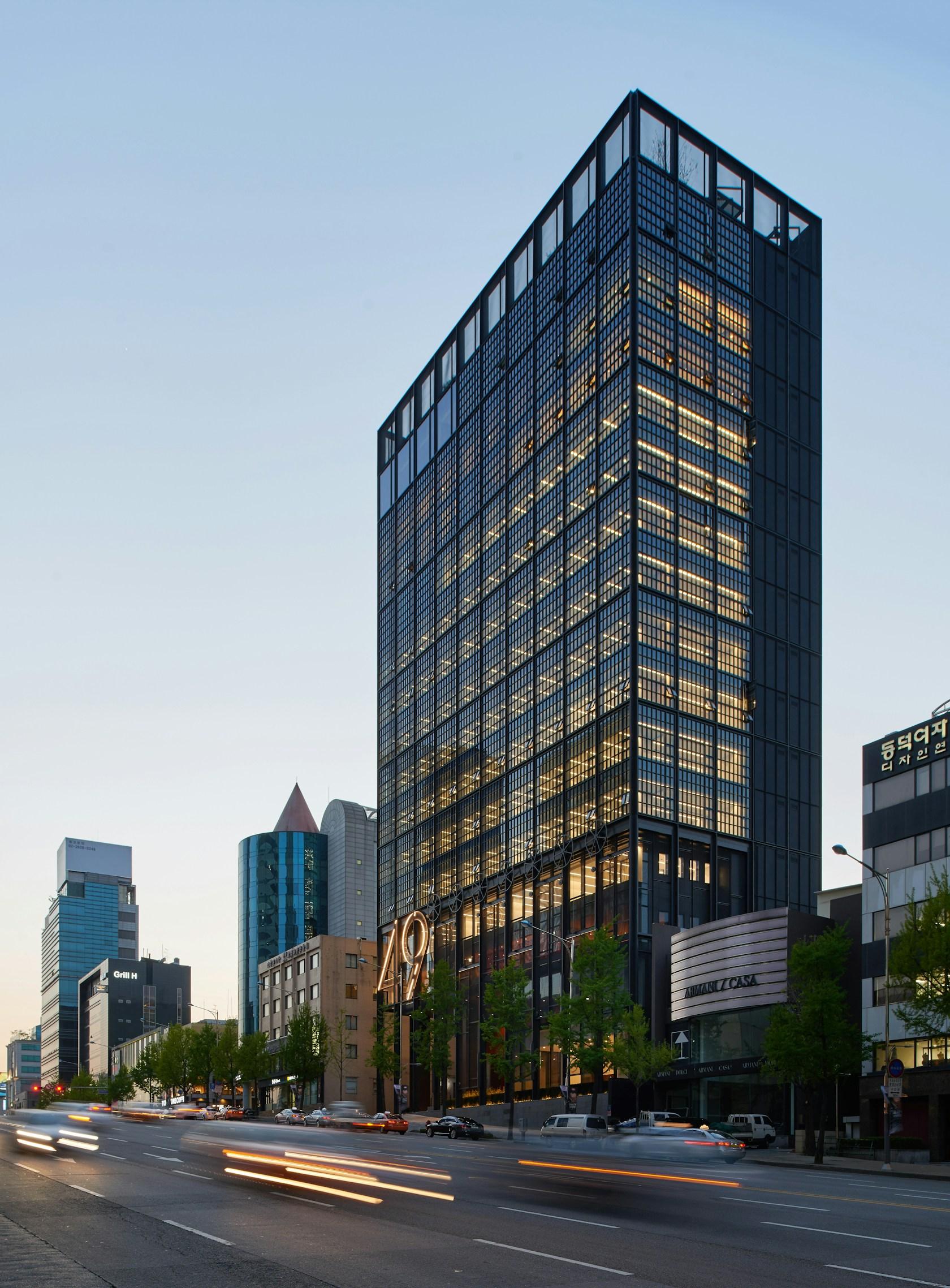Shinsegae International - image 8