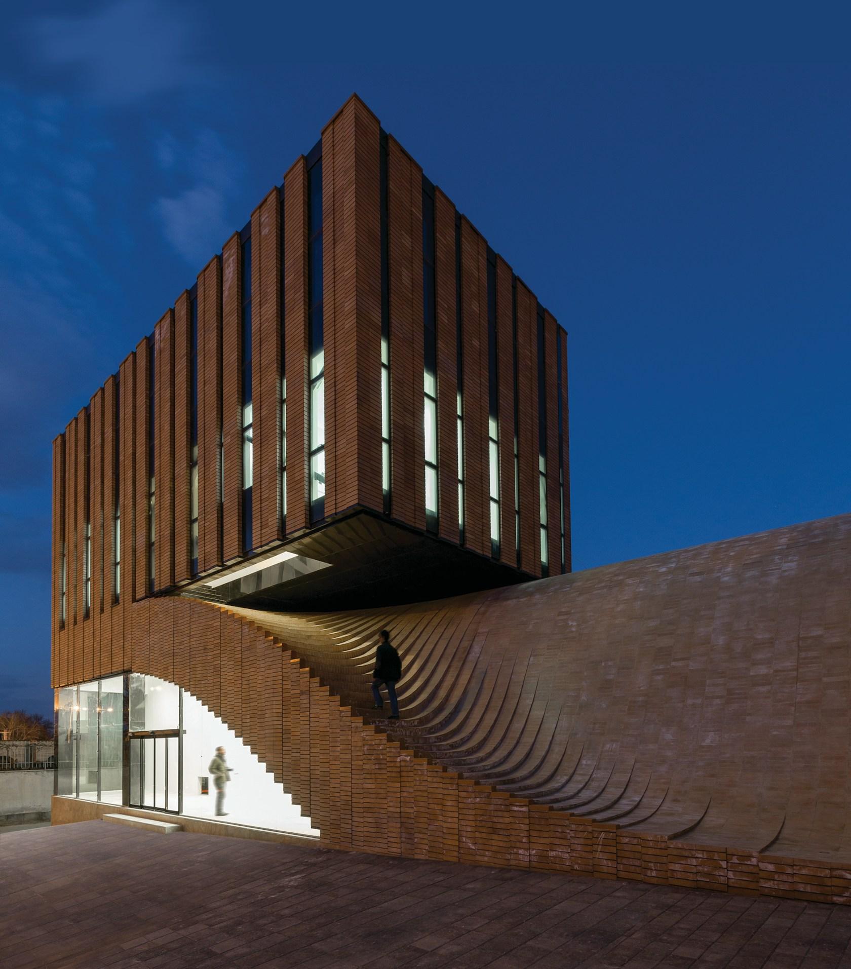 TERMEH Office - Retail Building