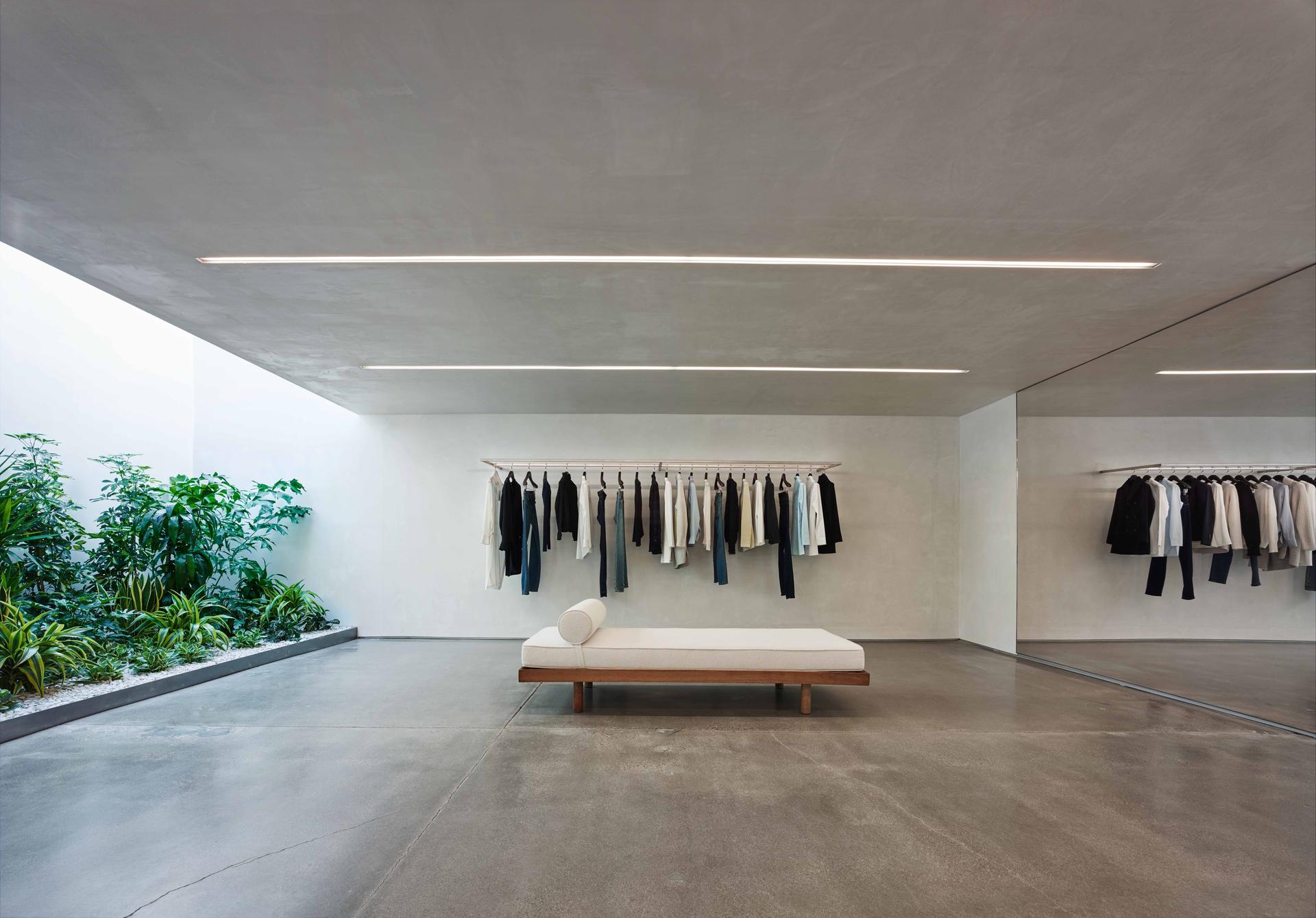 Helmut Lang Concept Store - image 8