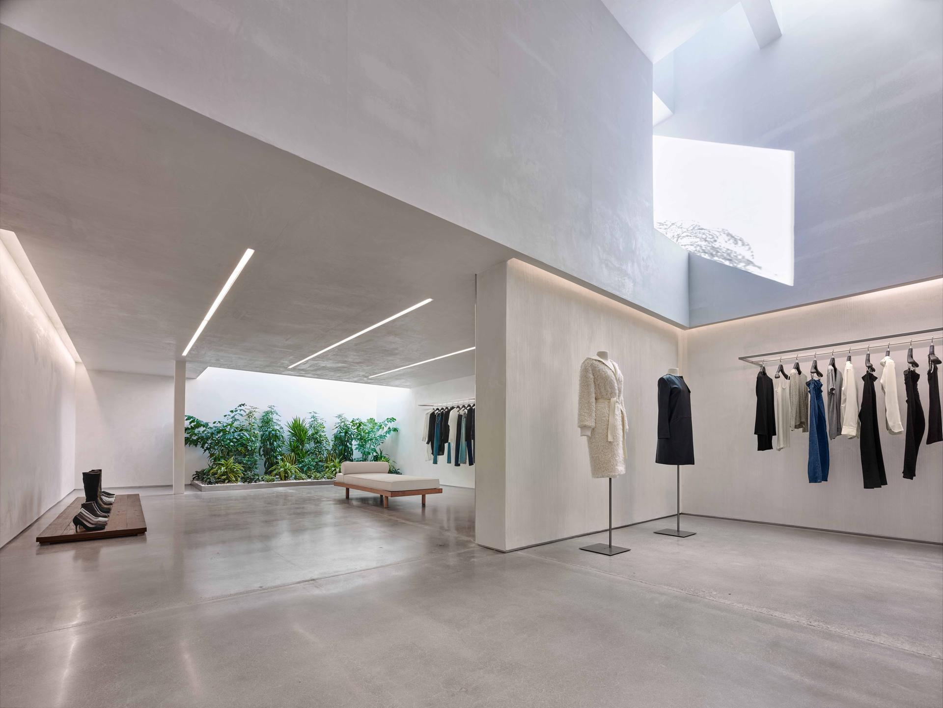 Helmut Lang Concept Store - image 3