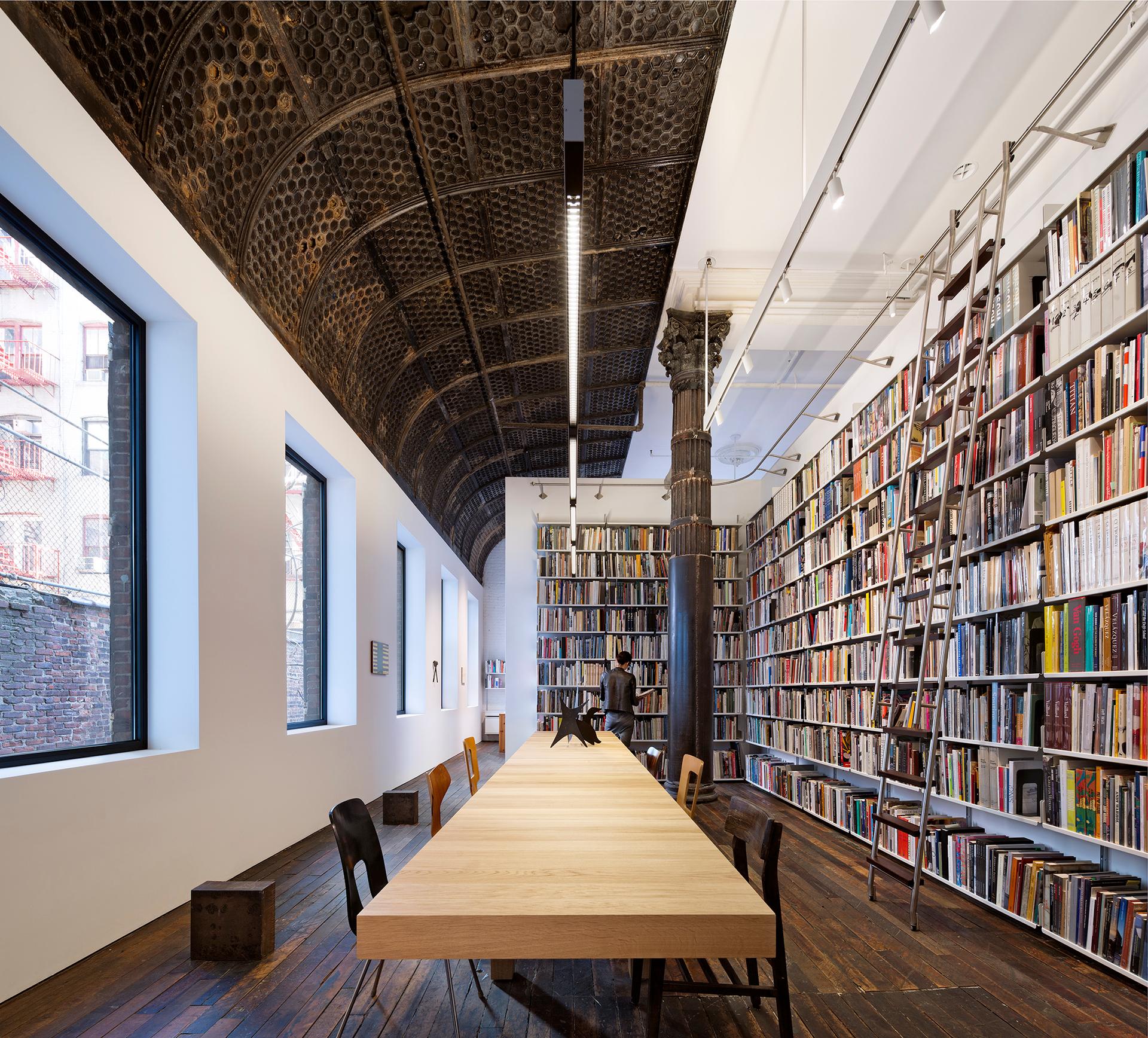 Peter Freeman Gallery - image 2