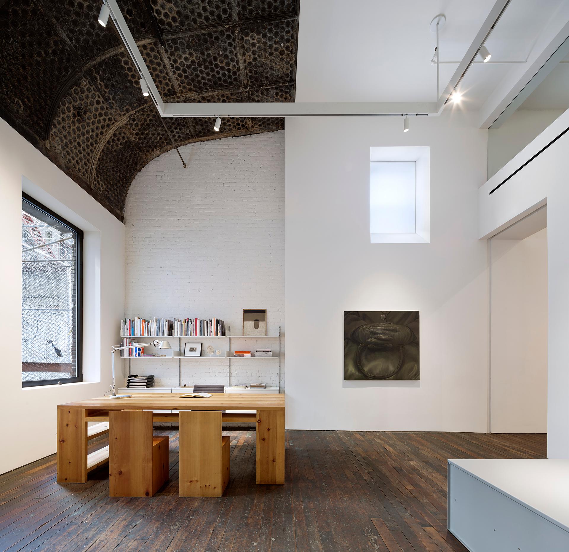 Peter Freeman Gallery - image 3