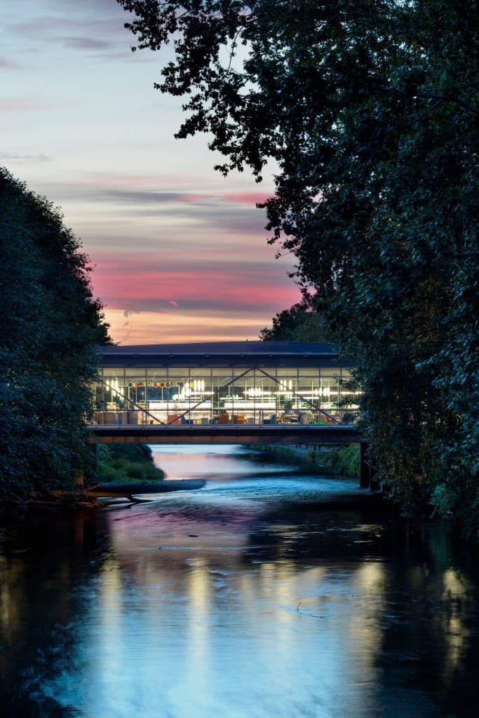 Renton Public Library - image 2