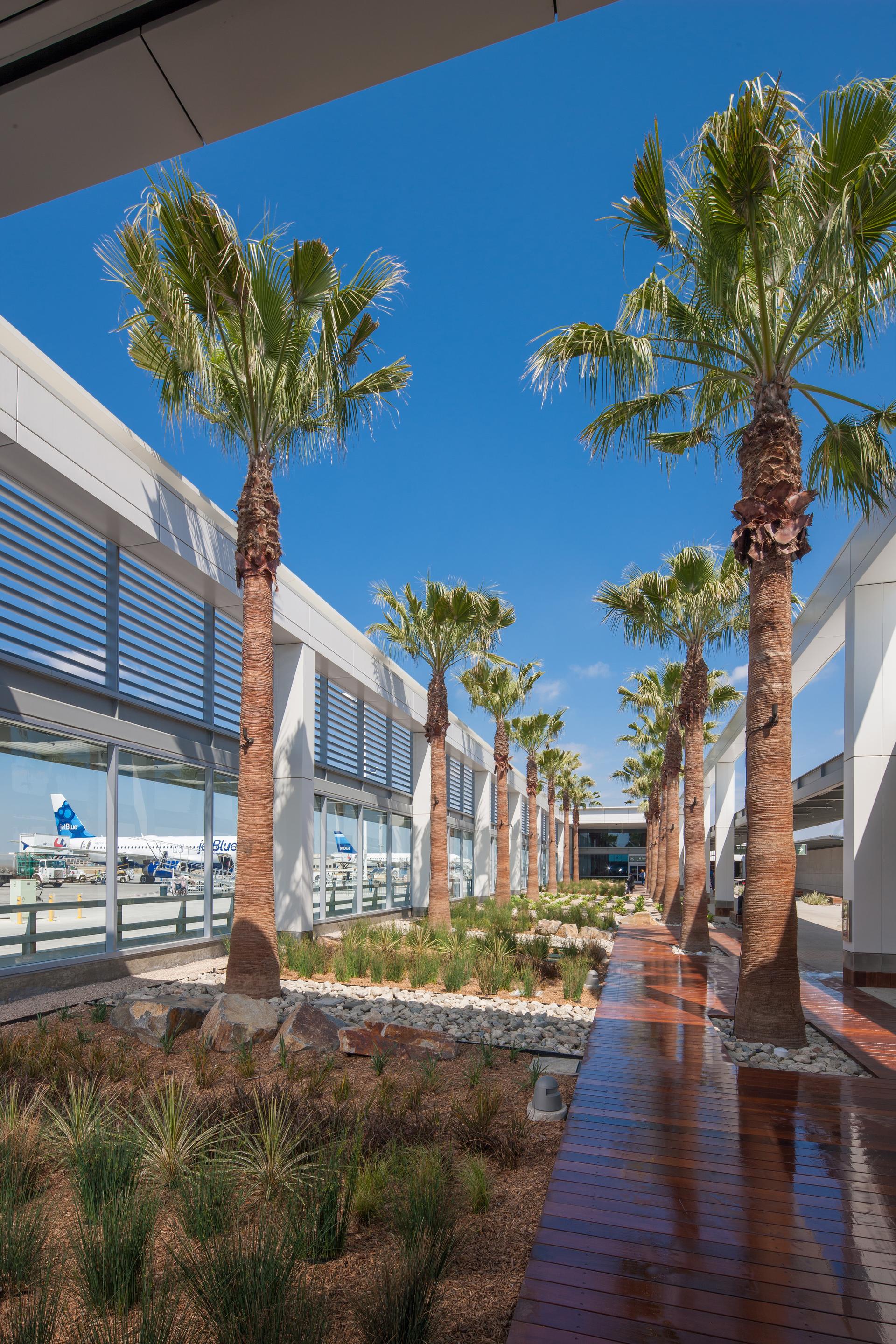 Long Beach International Airport Modernization - image 6