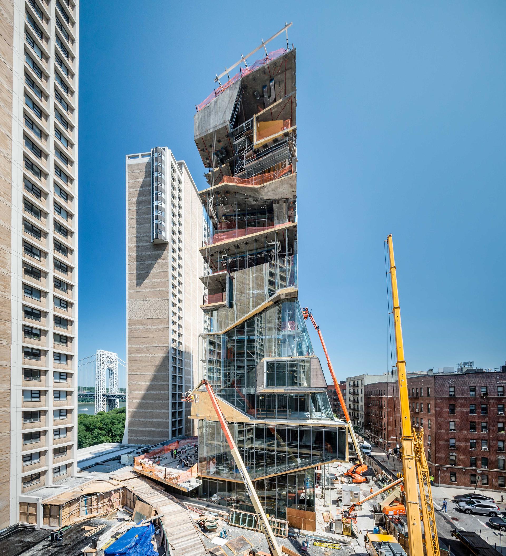 Columbia University Medical Center, Graduate Education Building - image 5