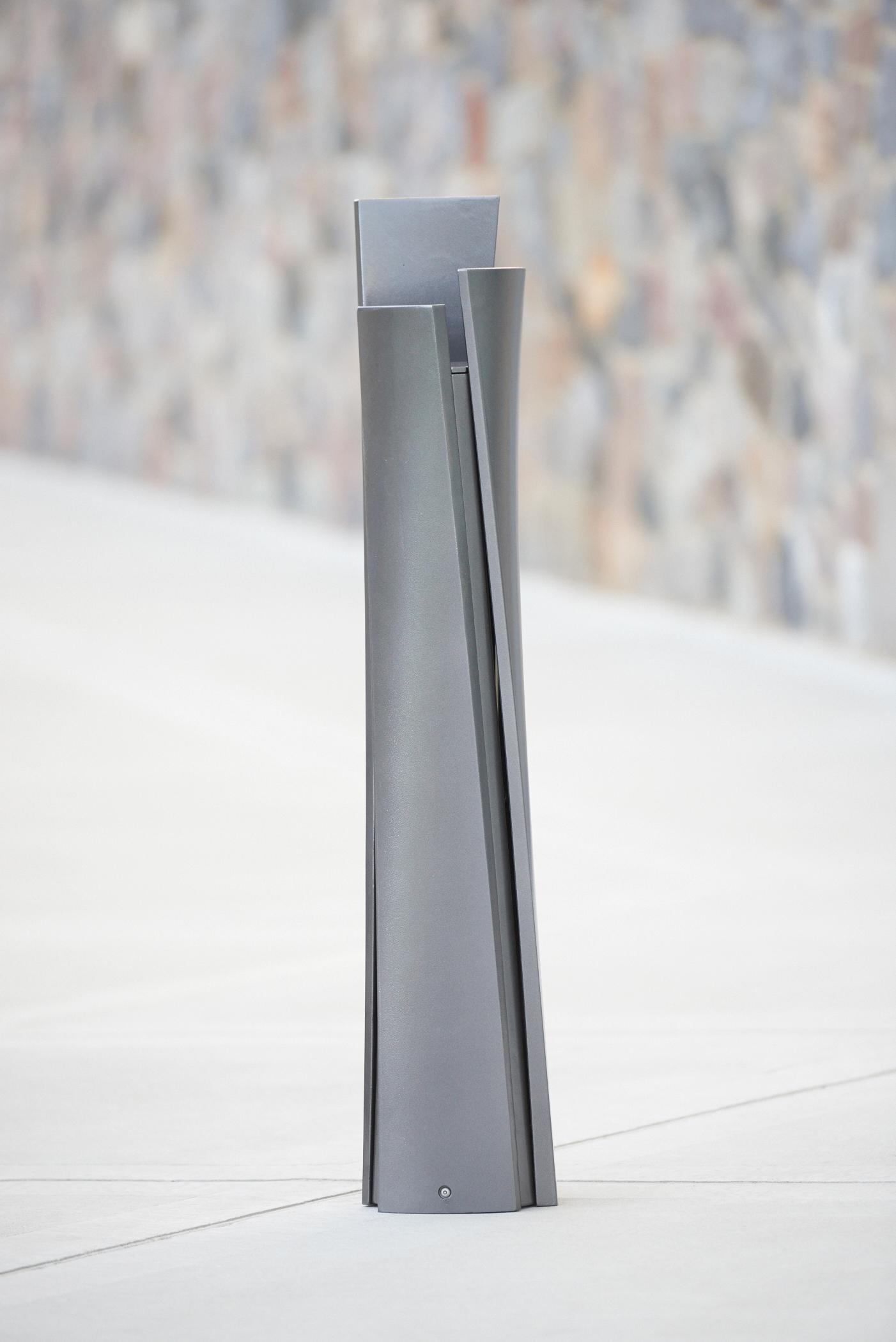Guide Bollard - image 7