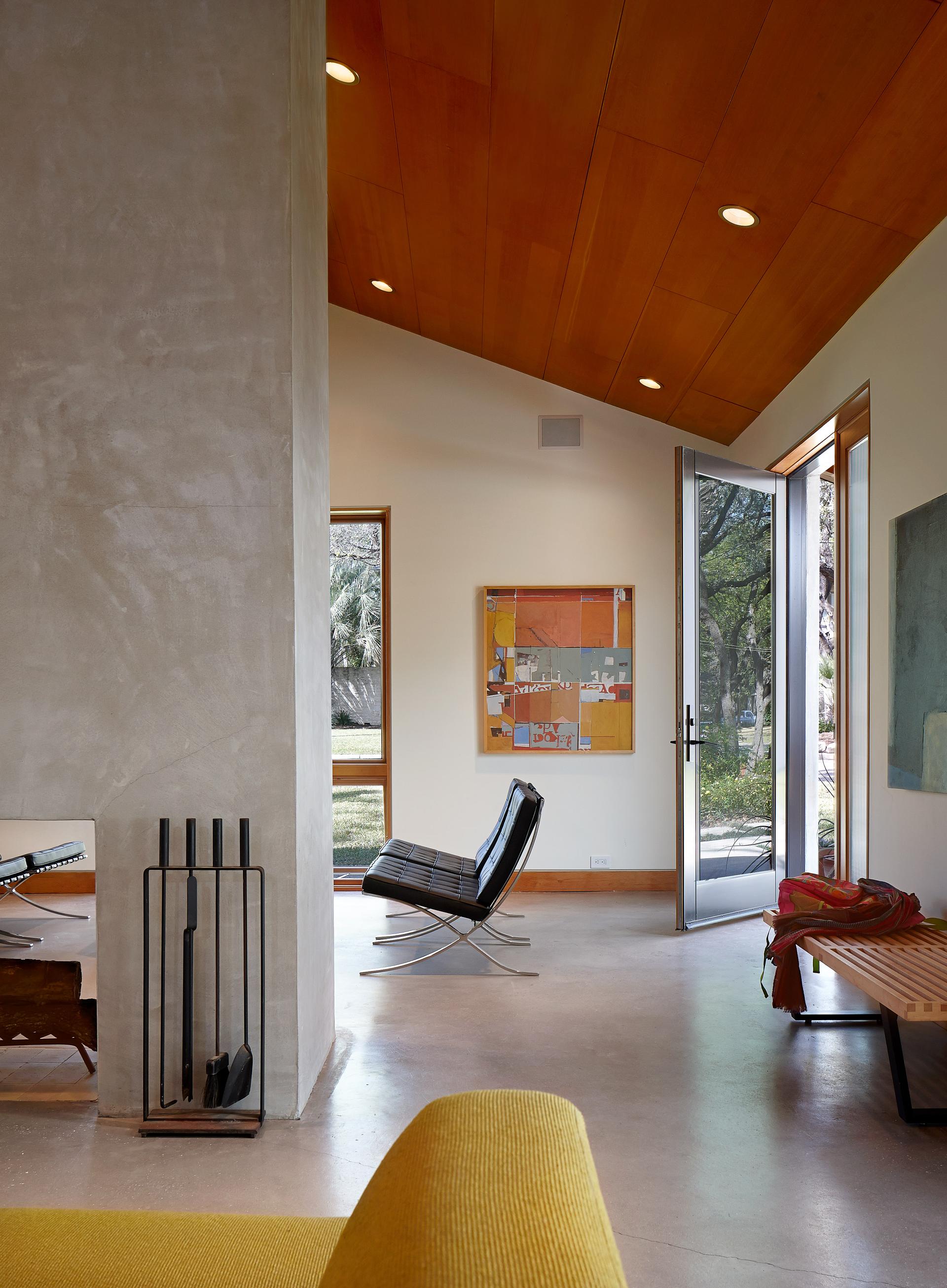 House 334 - image 3