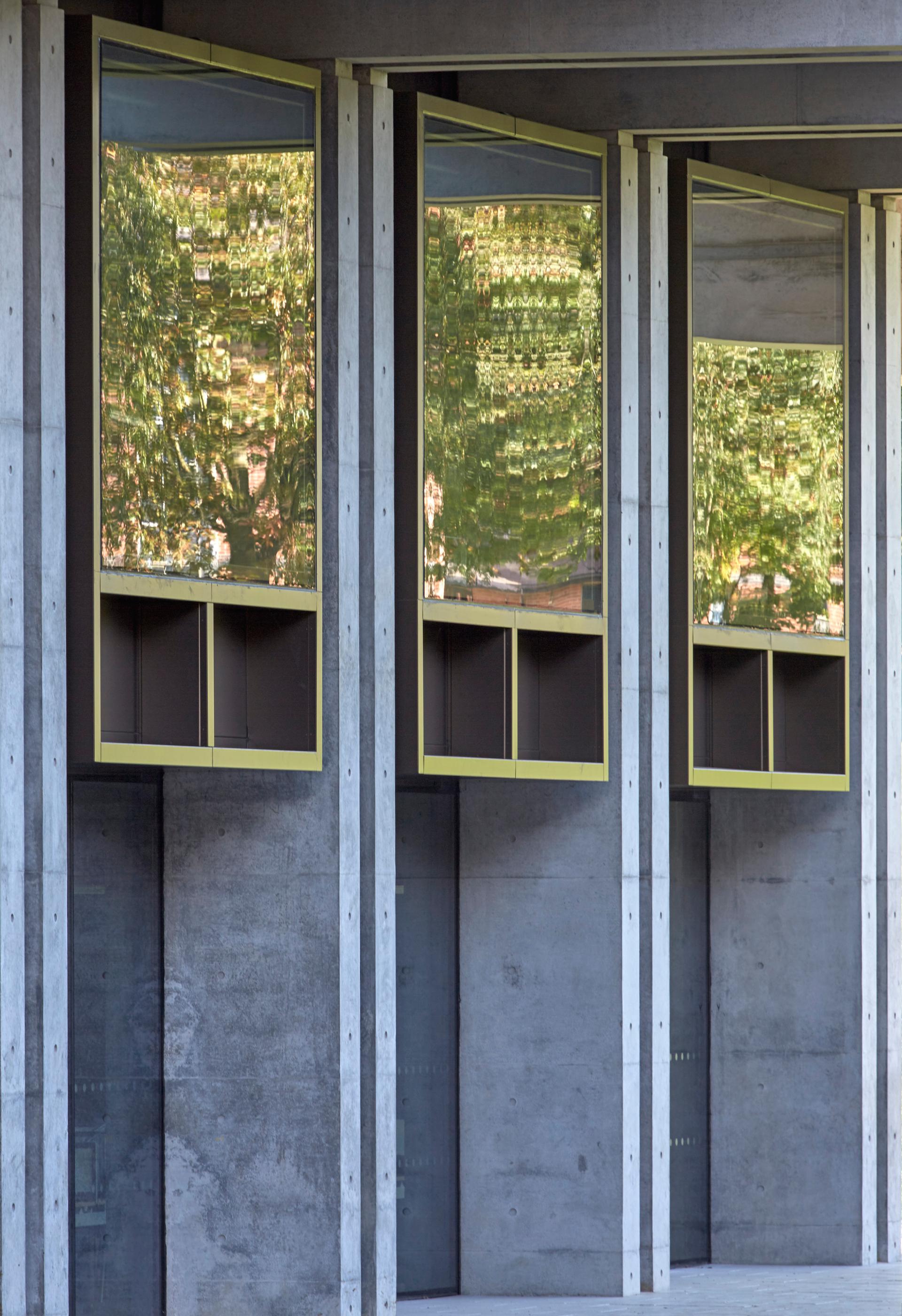 Essex University Albert Sloman Library and Silberrad Student Centre - image 4