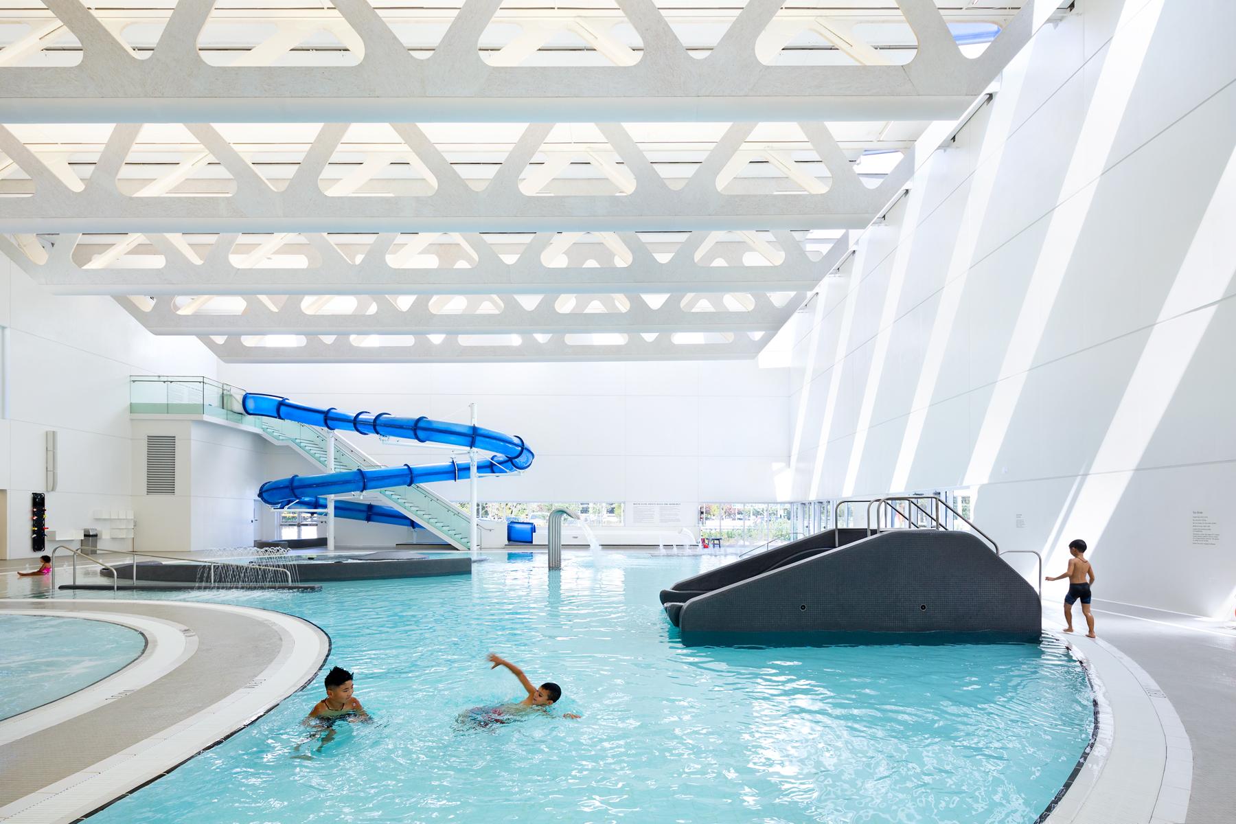 Guildford Aquatic Centre - image 2