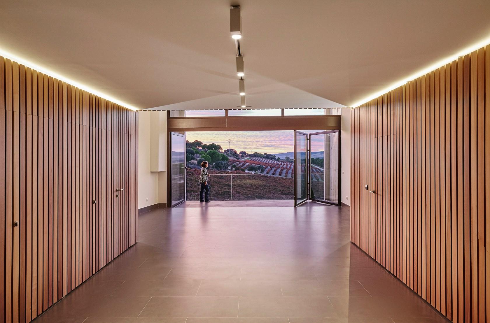 Valdemonjas Winery - image 9