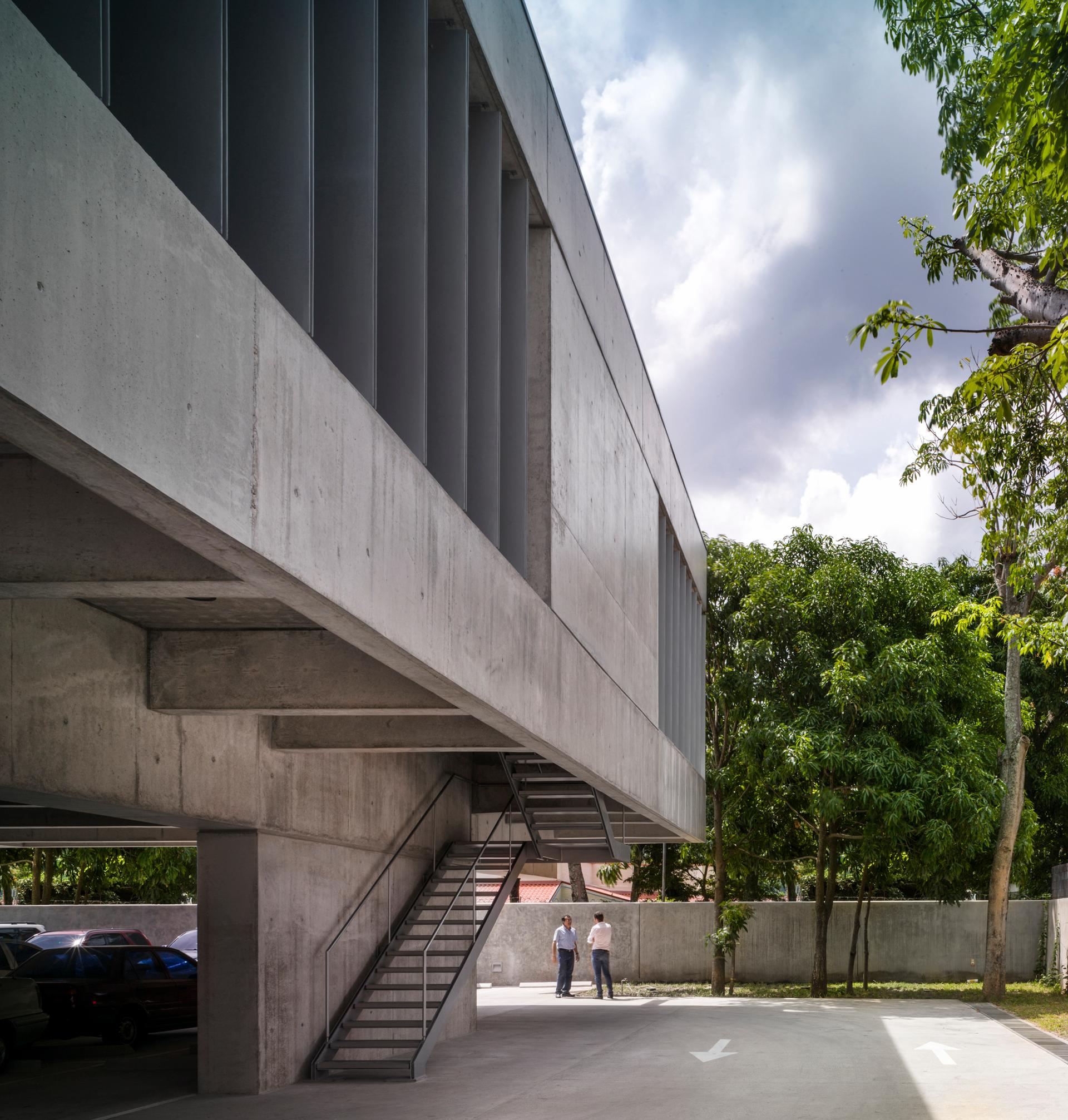 Puma Energy El Salvador Headquarters - image 13
