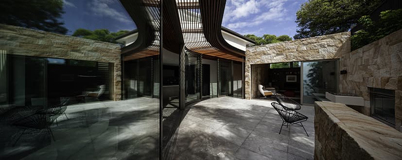 Whale Beach House - image 2