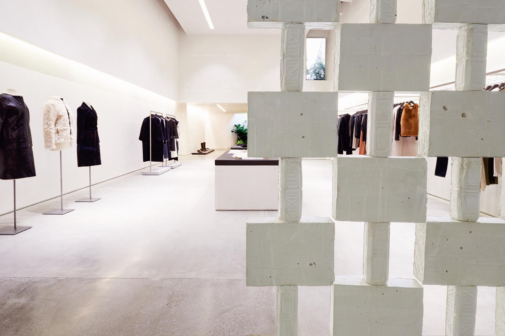 Helmut Lang Concept Store - image 6