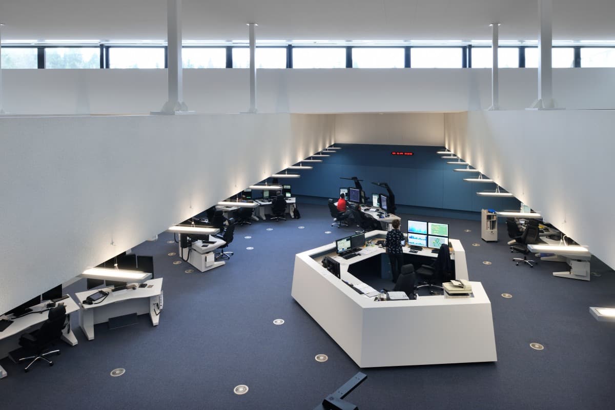 Air Traffic Control Centre - image 15