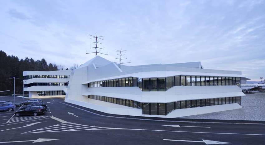 Air Traffic Control Centre - image 5