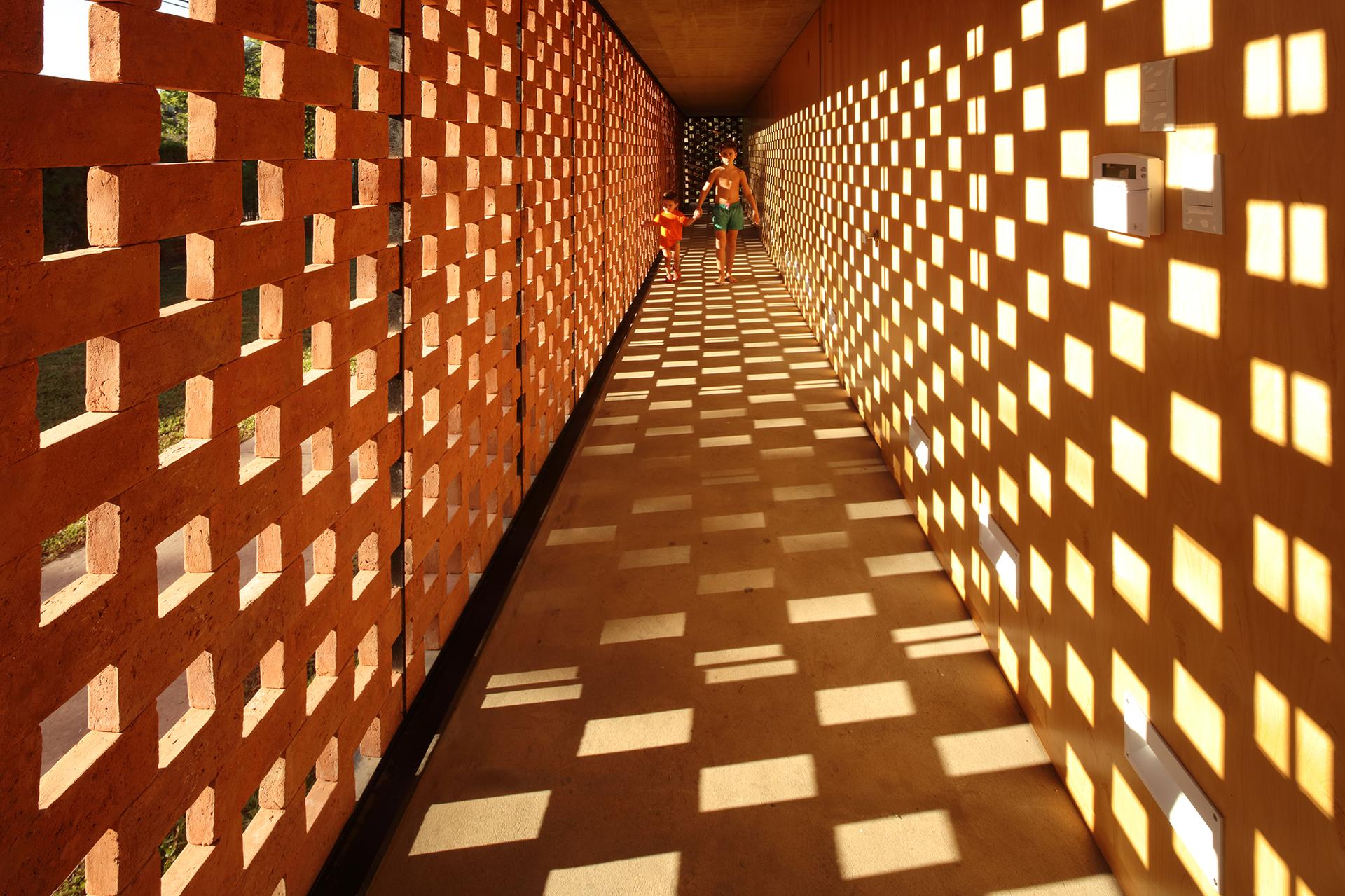 Experimental Brick Pavilion - image 13