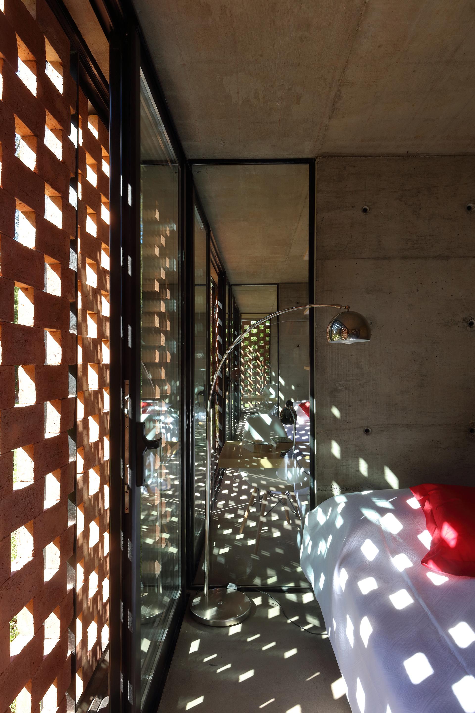Experimental Brick Pavilion - image 10