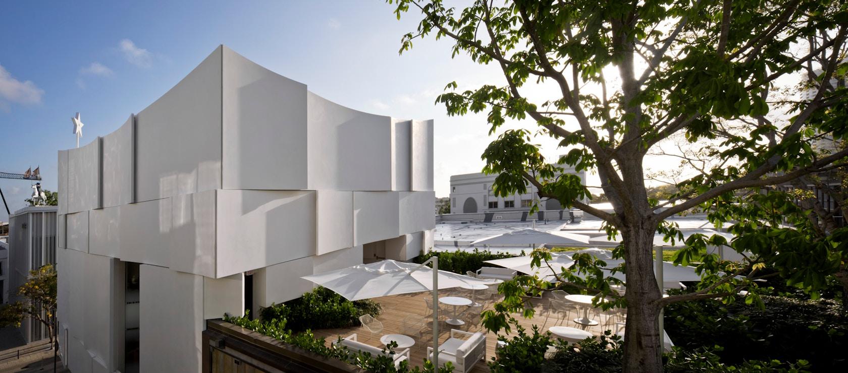 Dior Miami Façade - image 13