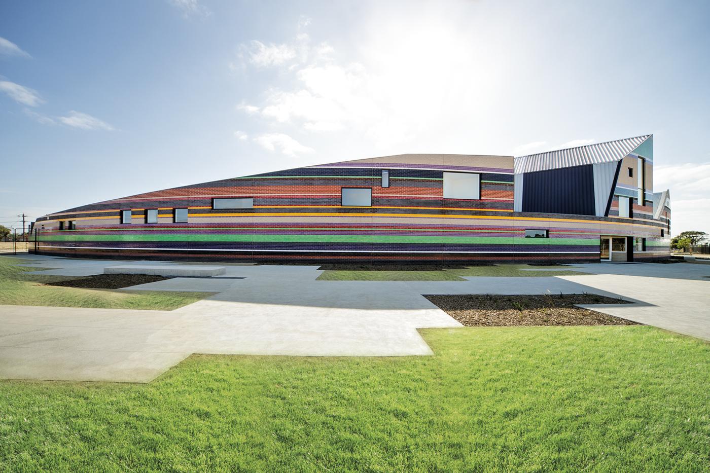 Dallas Brooks Community Primary School - image 2