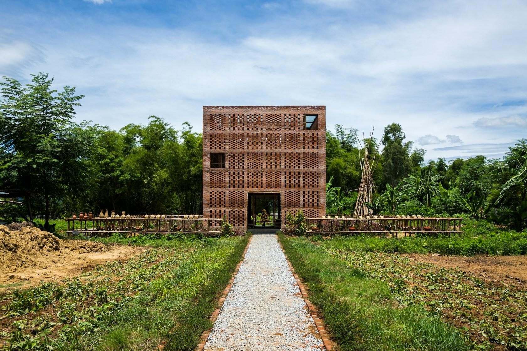 Terra Cotta Studio - image 9