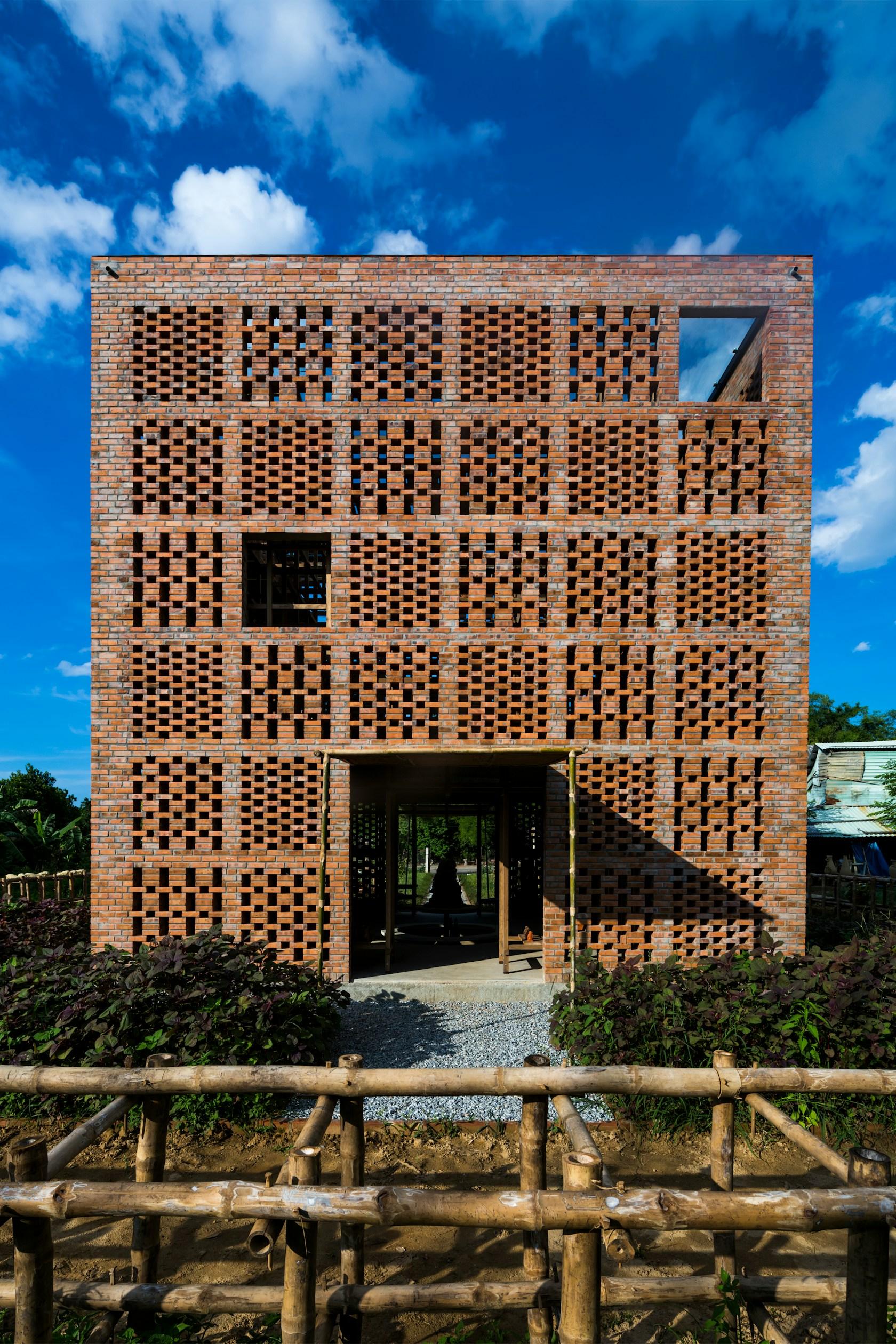 Terra Cotta Studio - image 24