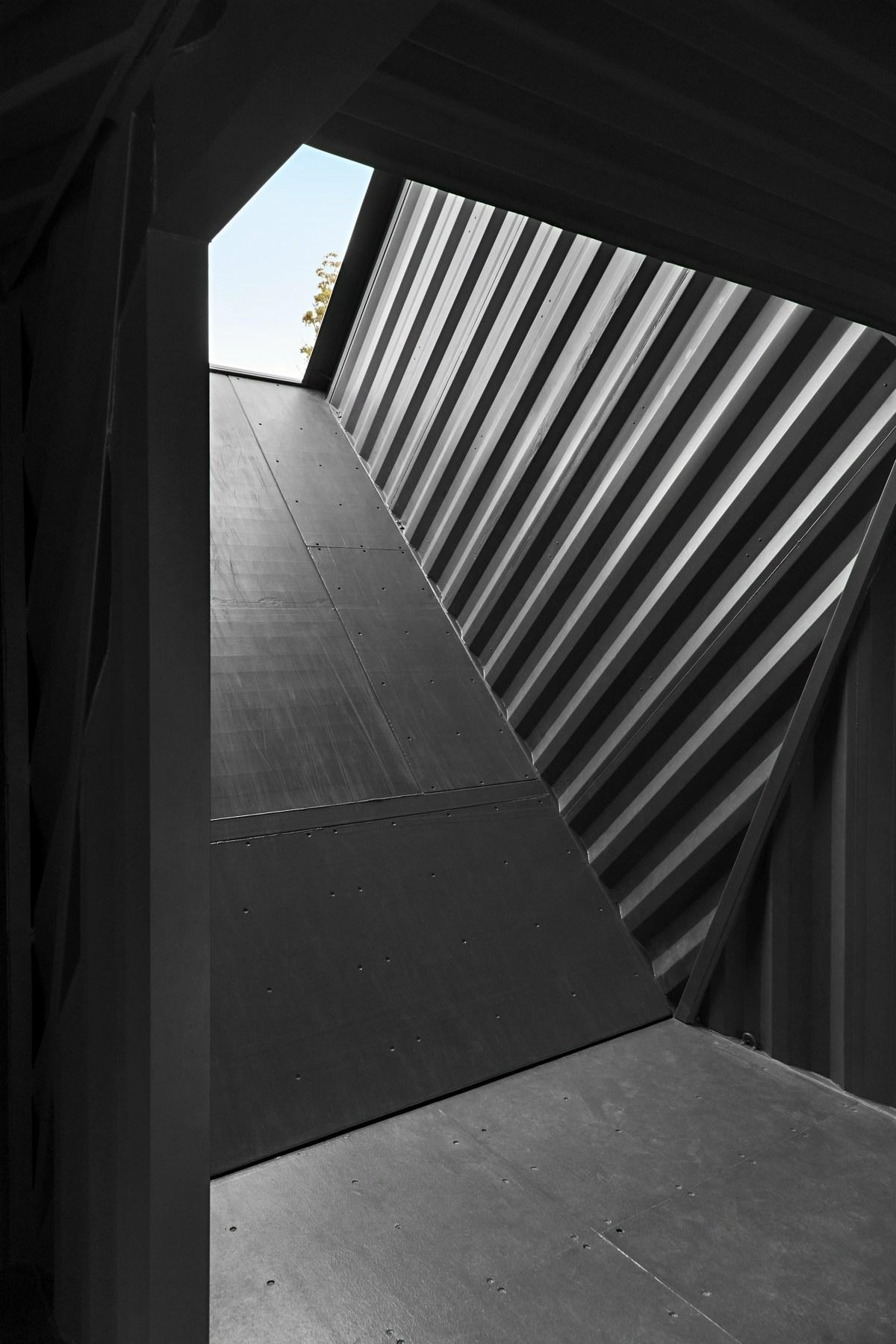 Devil's Corner - image 11