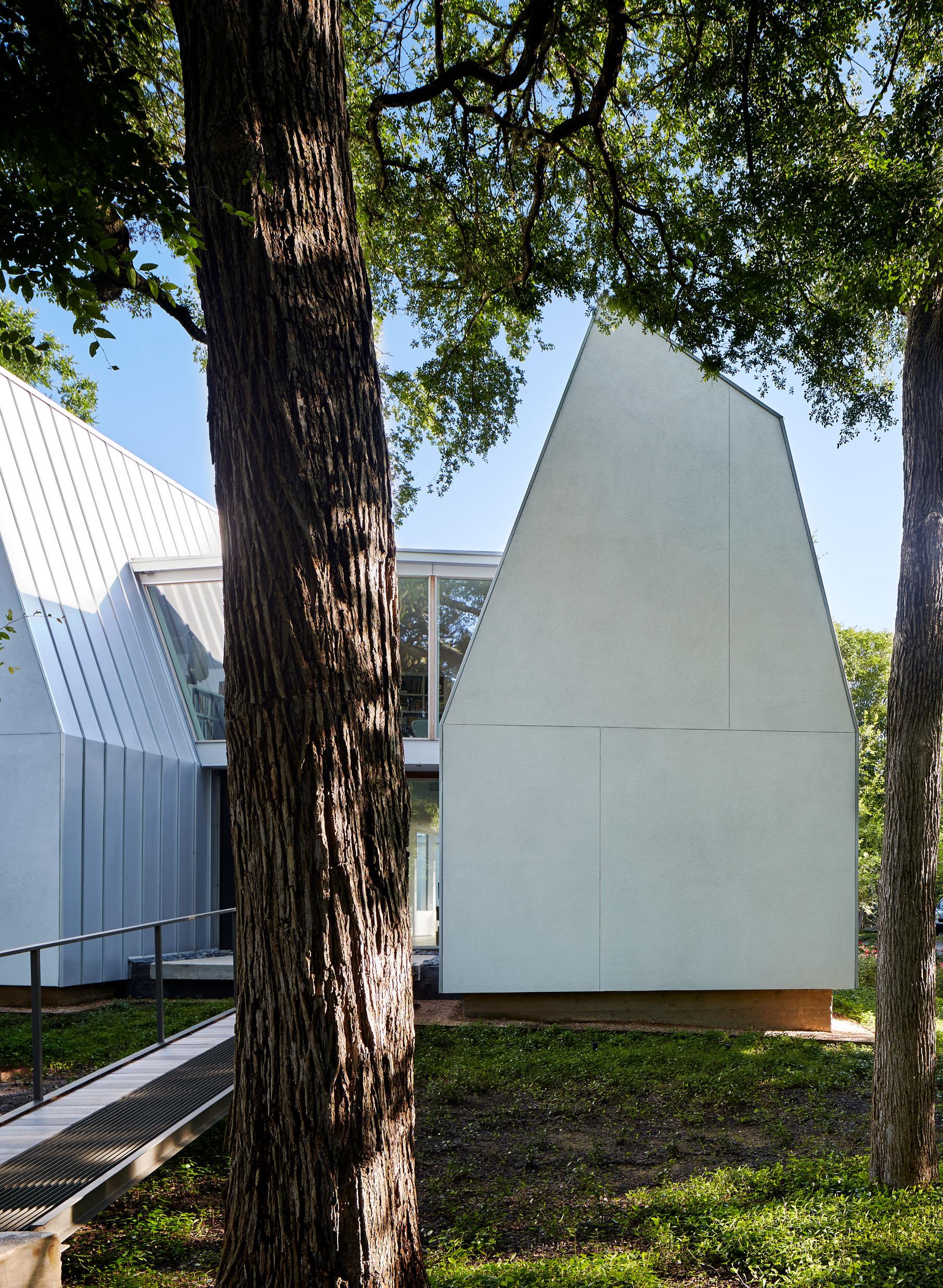 Laman Residence - image 3