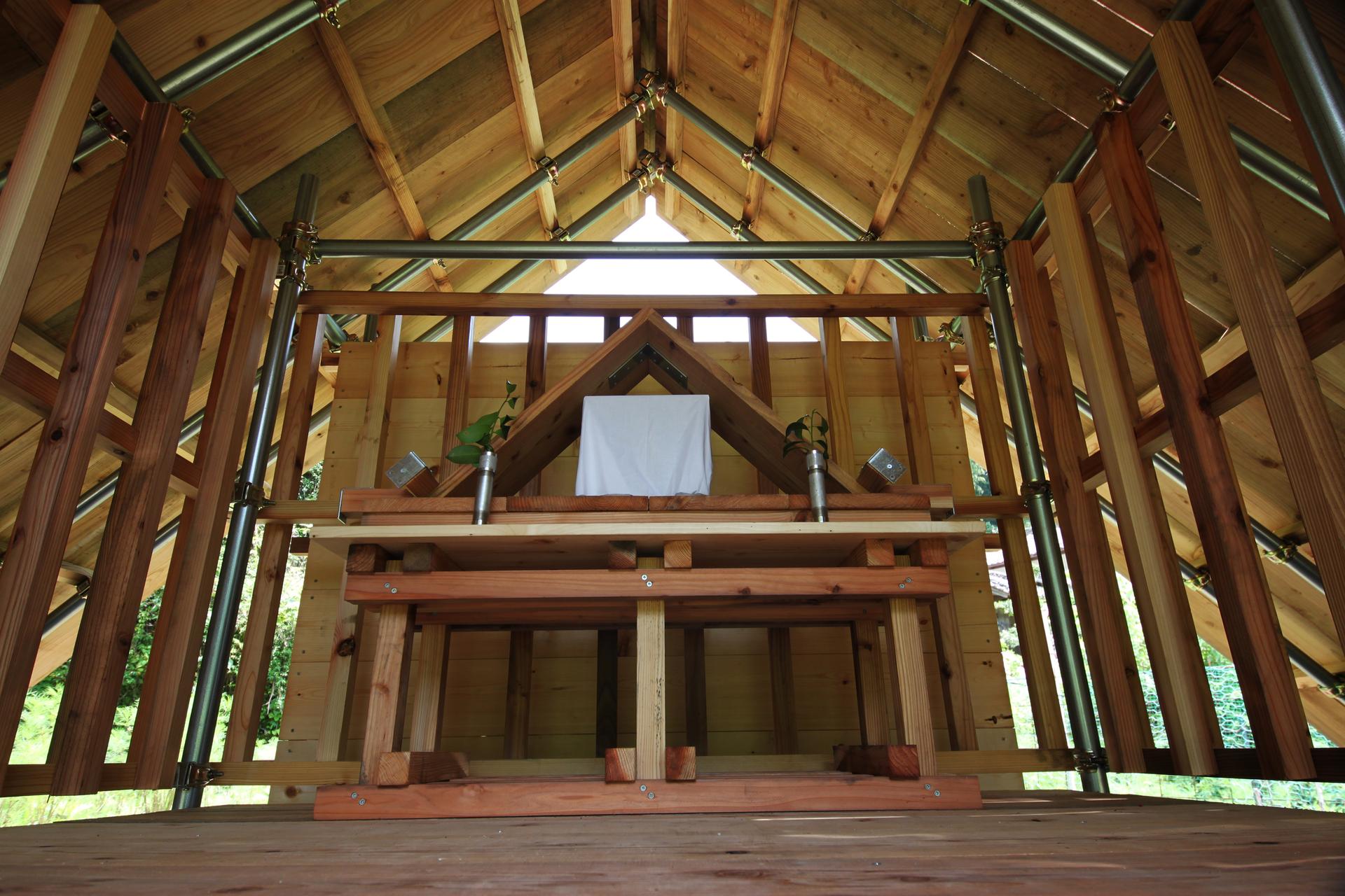 Self-built Shinto Shrine in a Depopulated Village in Japan - image 8