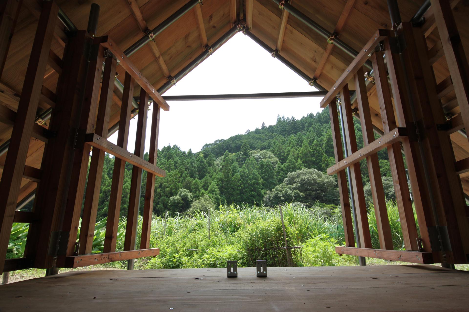 Self-built Shinto Shrine in a Depopulated Village in Japan - image 9