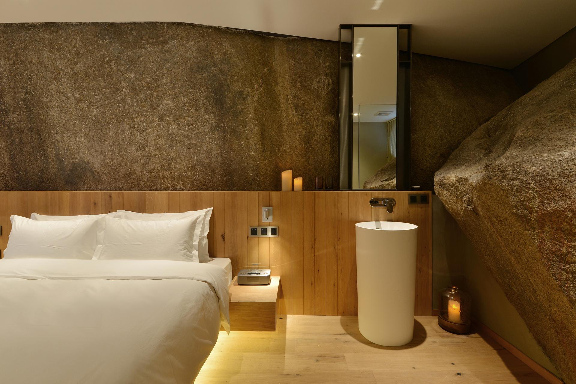 Nashare Hotel - image 10