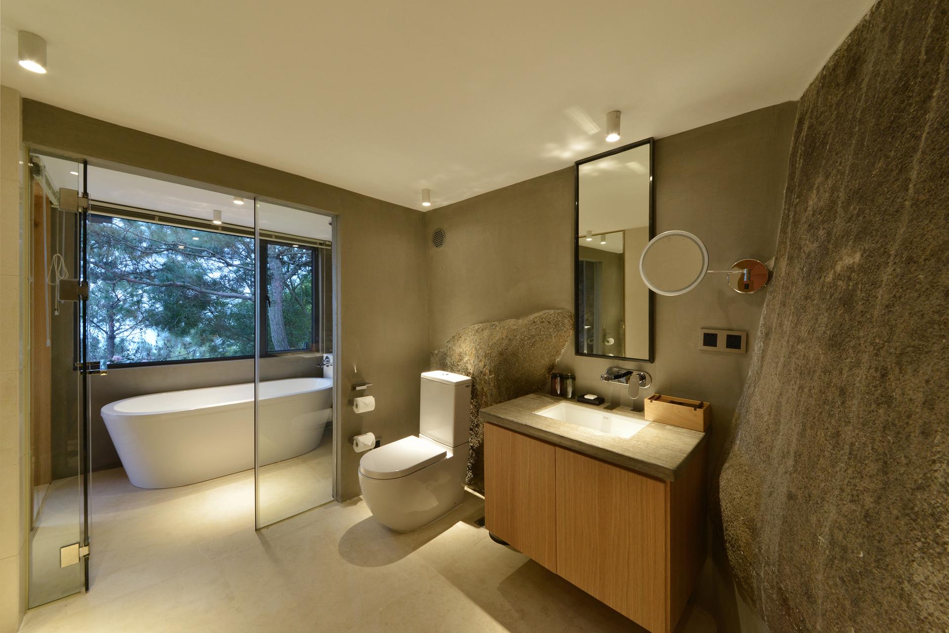 Nashare Hotel - image 4