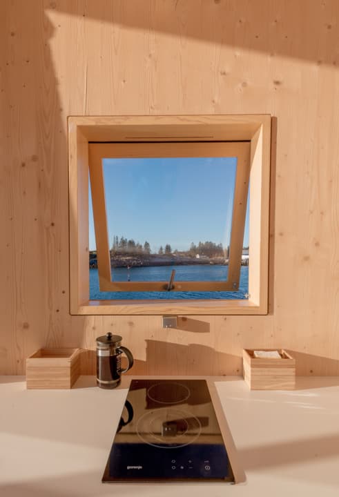 Manshausen Island Sea Cabins | Snorre Stinessen - image 11