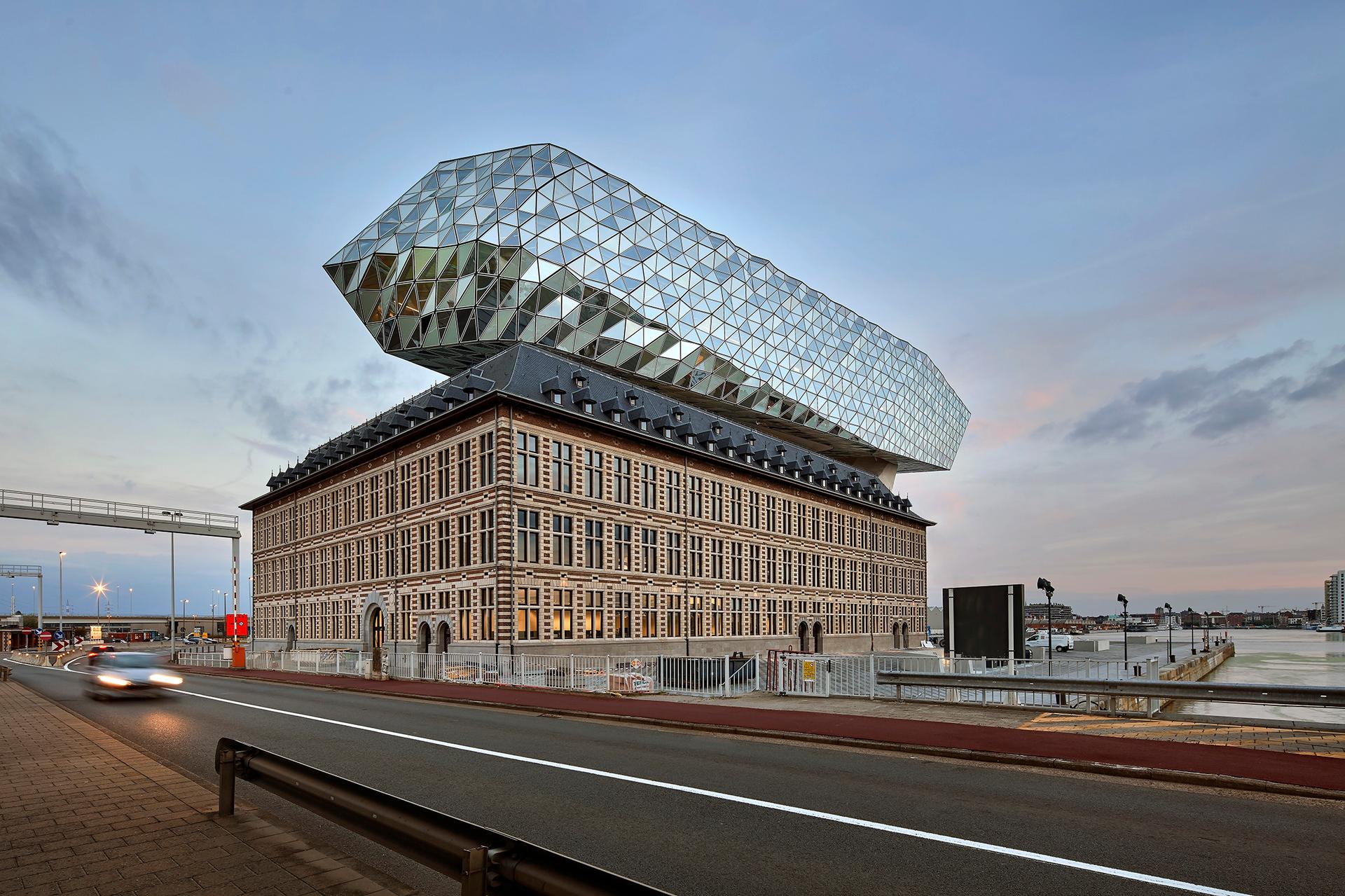 Port House - image 6