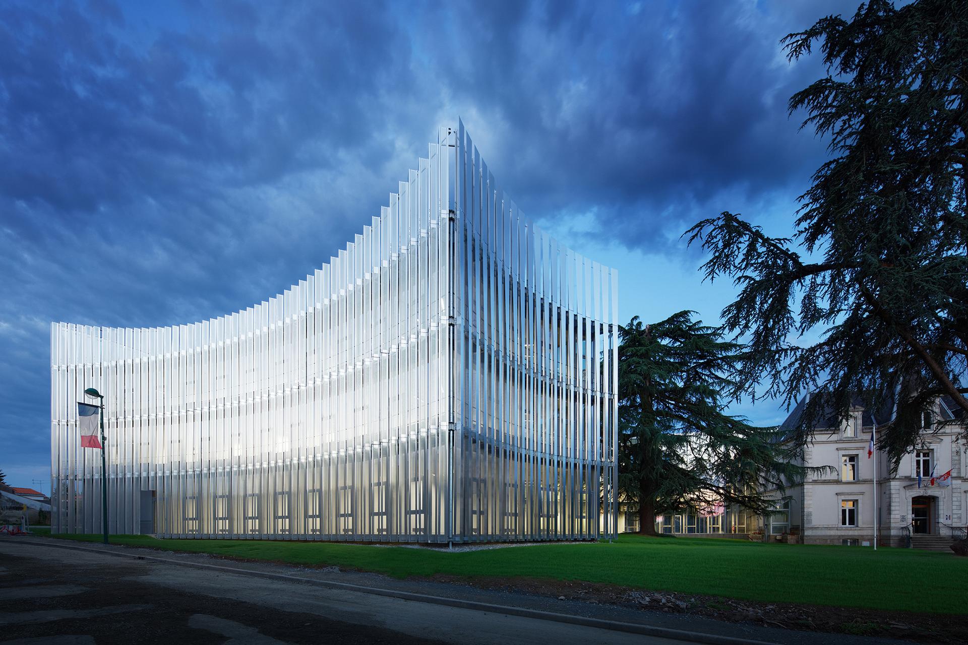 Offices for the Community of Municipalities in Les Herbiers (France) - image 8
