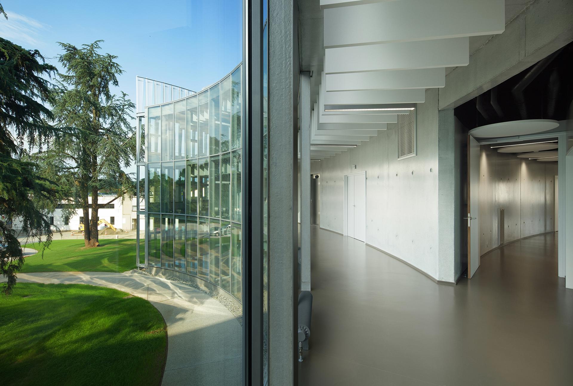 Offices for the Community of Municipalities in Les Herbiers (France) - image 12