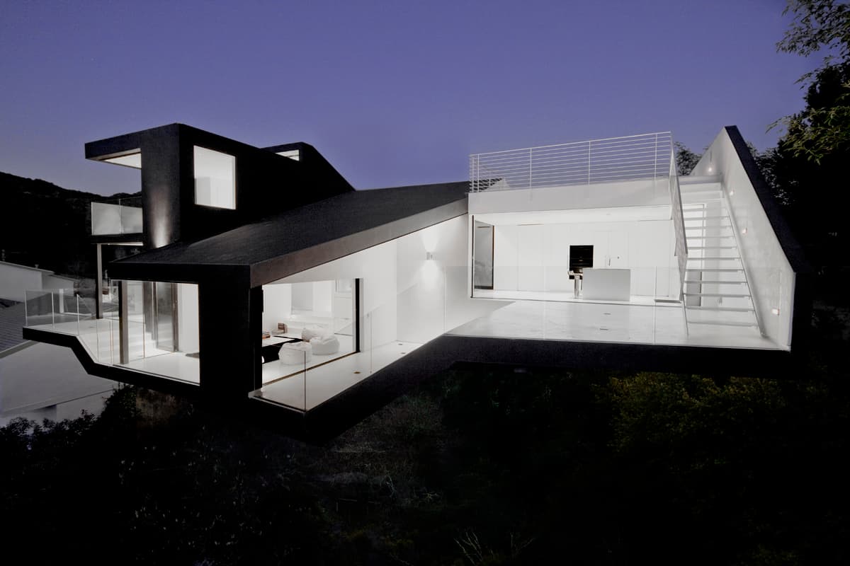 Nakahouse