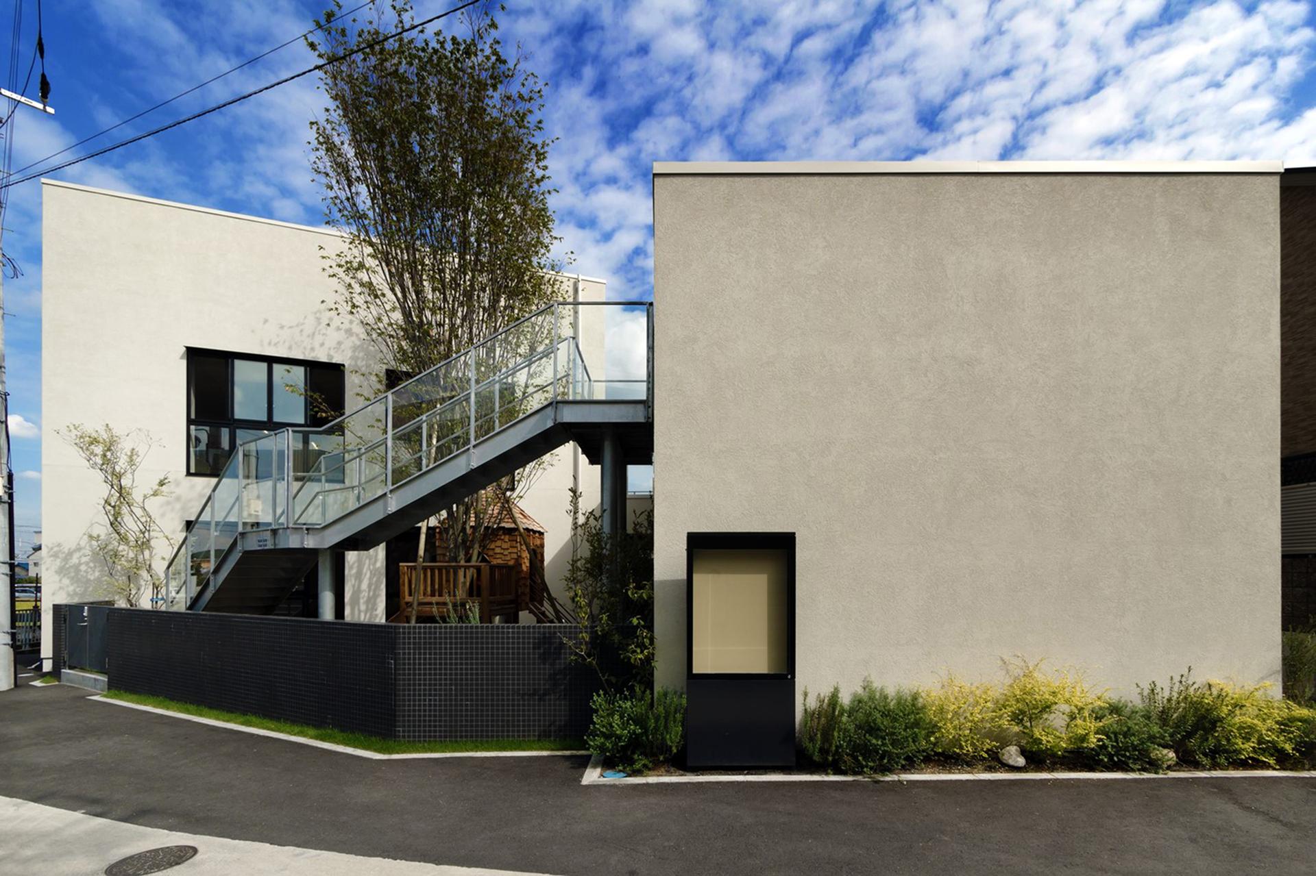 KM Kindergarten and Nursery - image 3