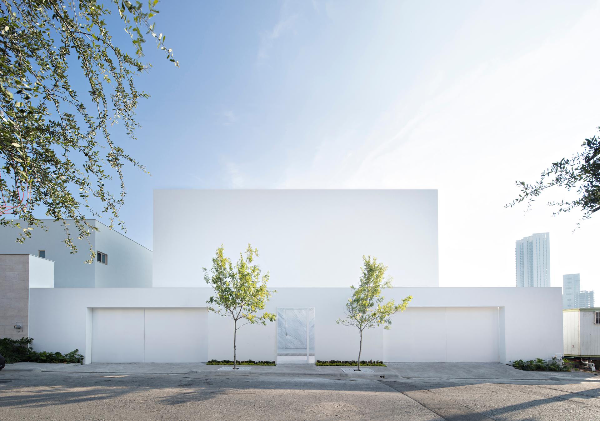 Domus Aurea by GLR Arquitectos + Estudio Alberto Campo Baeza